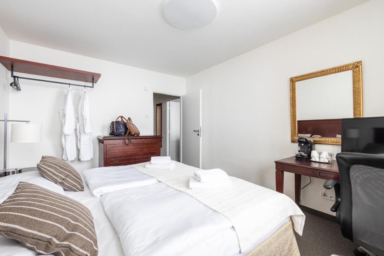 Hotel Petrovy Kameny Karlova Studánka Buitenkant foto