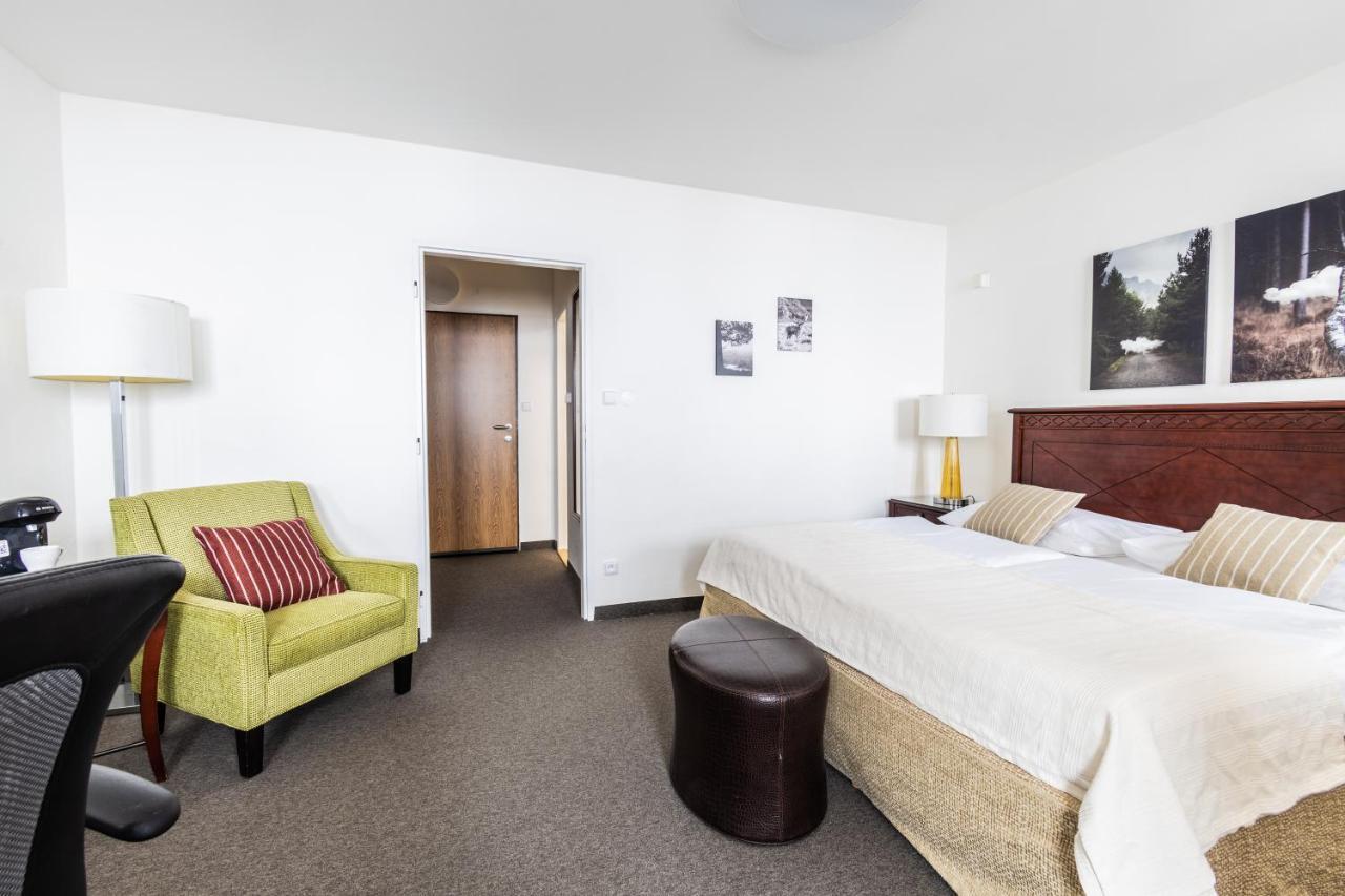 Hotel Petrovy Kameny Karlova Studánka Buitenkant foto