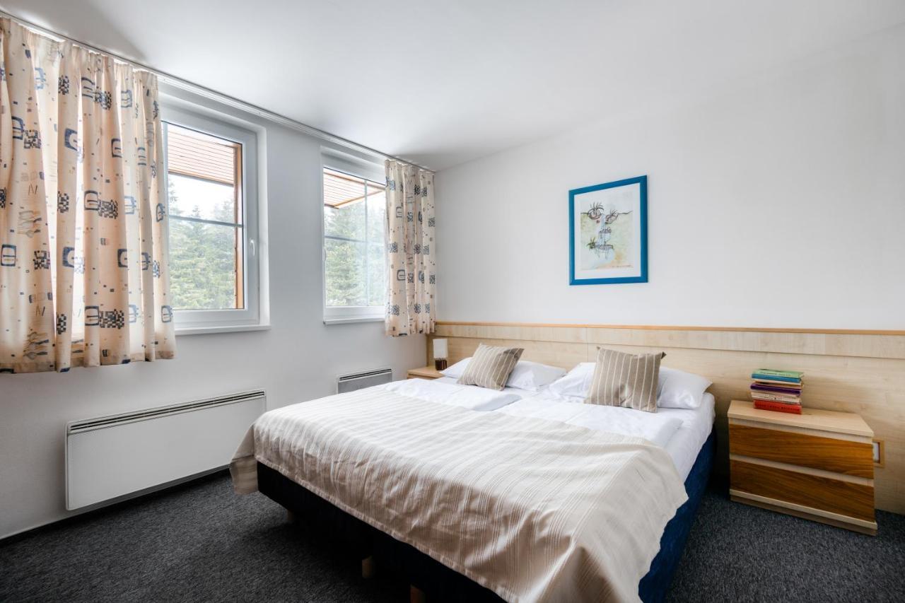Hotel Petrovy Kameny Karlova Studánka Buitenkant foto